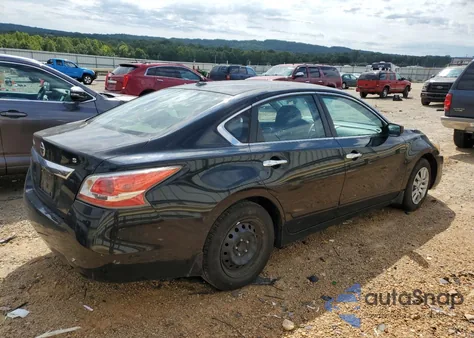 2015 Nissan Altima 2.5 z USA, uszkodzony, nr VIN 1N4AL3AP4FN881392